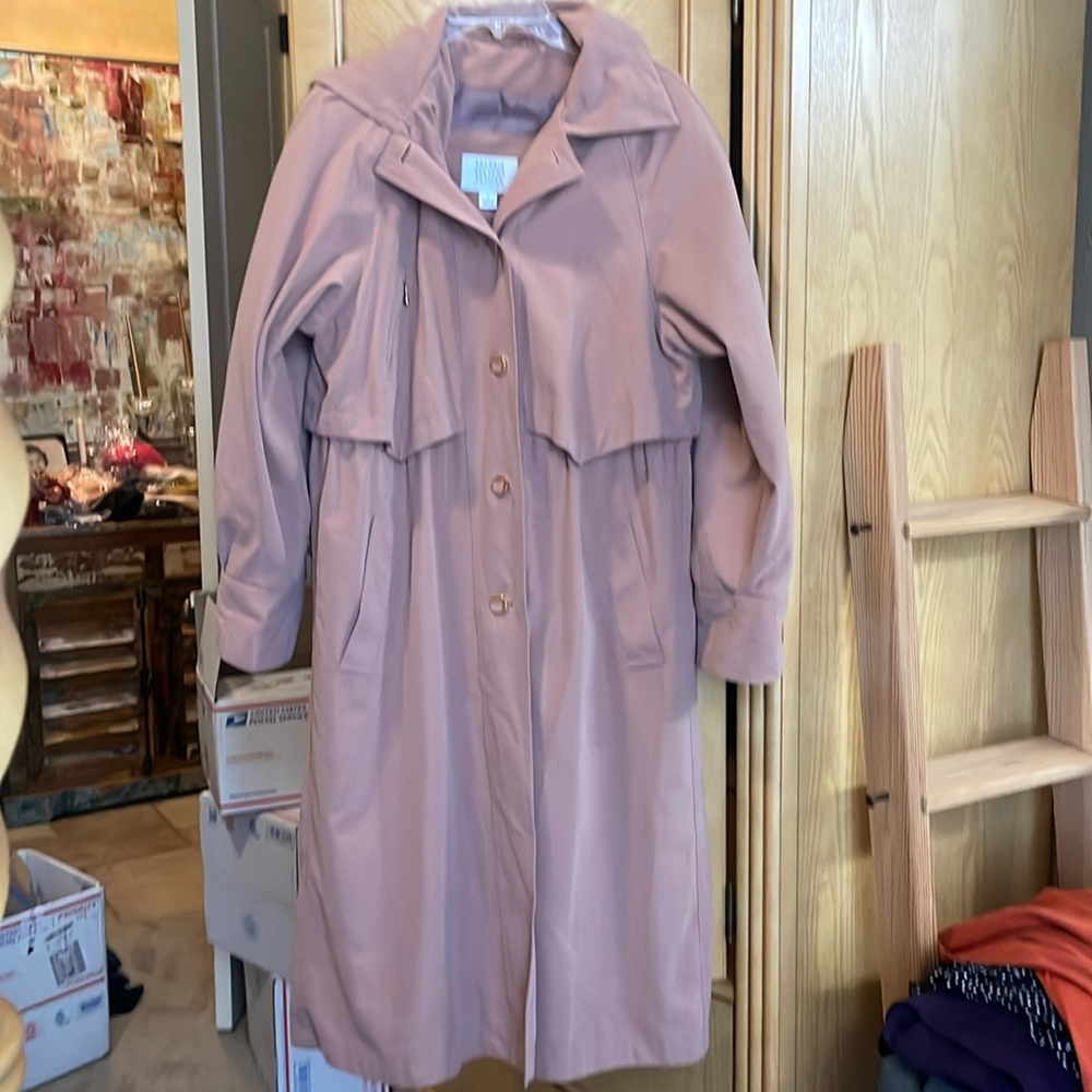 Vintage Valerie Steven’s petite mauve trench coat size 6P